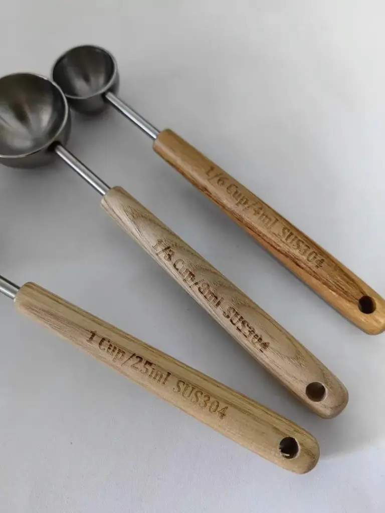 3-Stainless steel & Wood Measuring Spoons